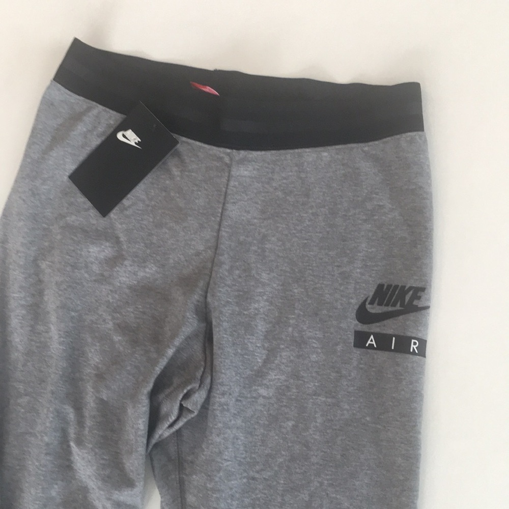 New Woman’s Nike AIR Jogging Sweatpants - Picture 3 of 5